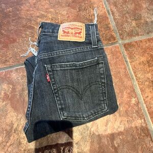 Levi size 24 Skinny Jeans